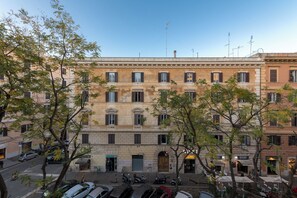 Exterior - Elegant apartment near St. Peter & Vatican (Roma)