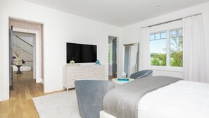 6 habitaciones, tabla de planchar con plancha, internet y ropa de cama 