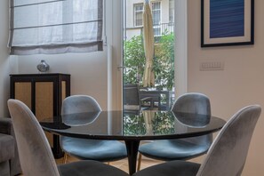 Apartment, 1 Schlafzimmer | Esszimmer