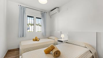 4 camere, ferro/asse da stiro, Wi-Fi, lenzuola