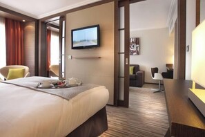 Cots/infant beds - AC Hotel by Marriott Ambassadeur Antibes - Juan Les Pins (Juan-les-Pins)