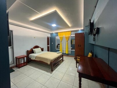 HOTEL LOS BANCOS