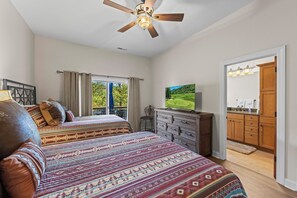 2 makuuhuonetta, silitysrauta/-lauta, Wi-Fi, vuodevaatteet