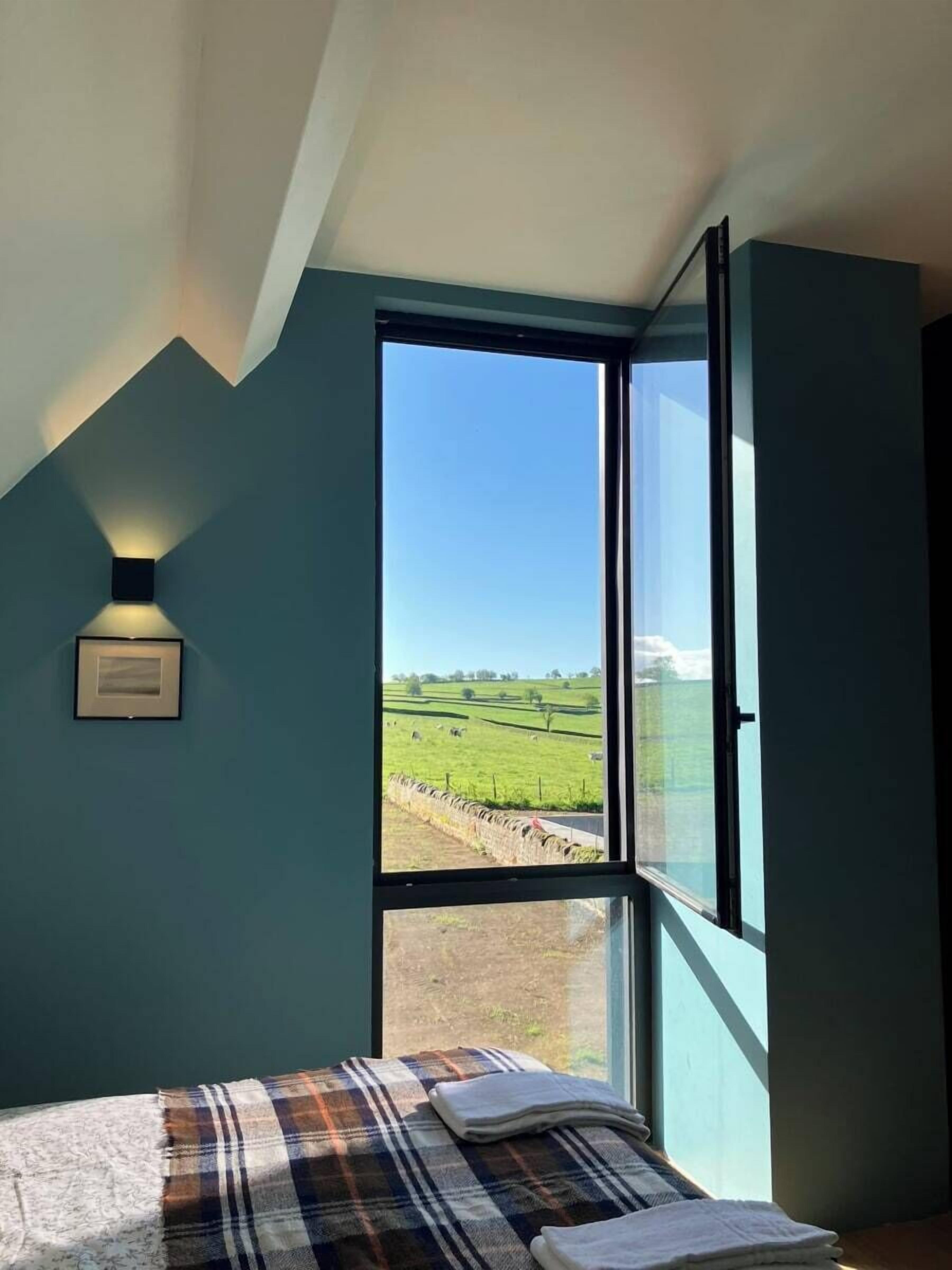 Suite | Soundproofing, free WiFi