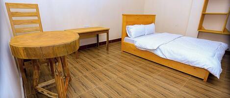 Iron/ironing board, free WiFi