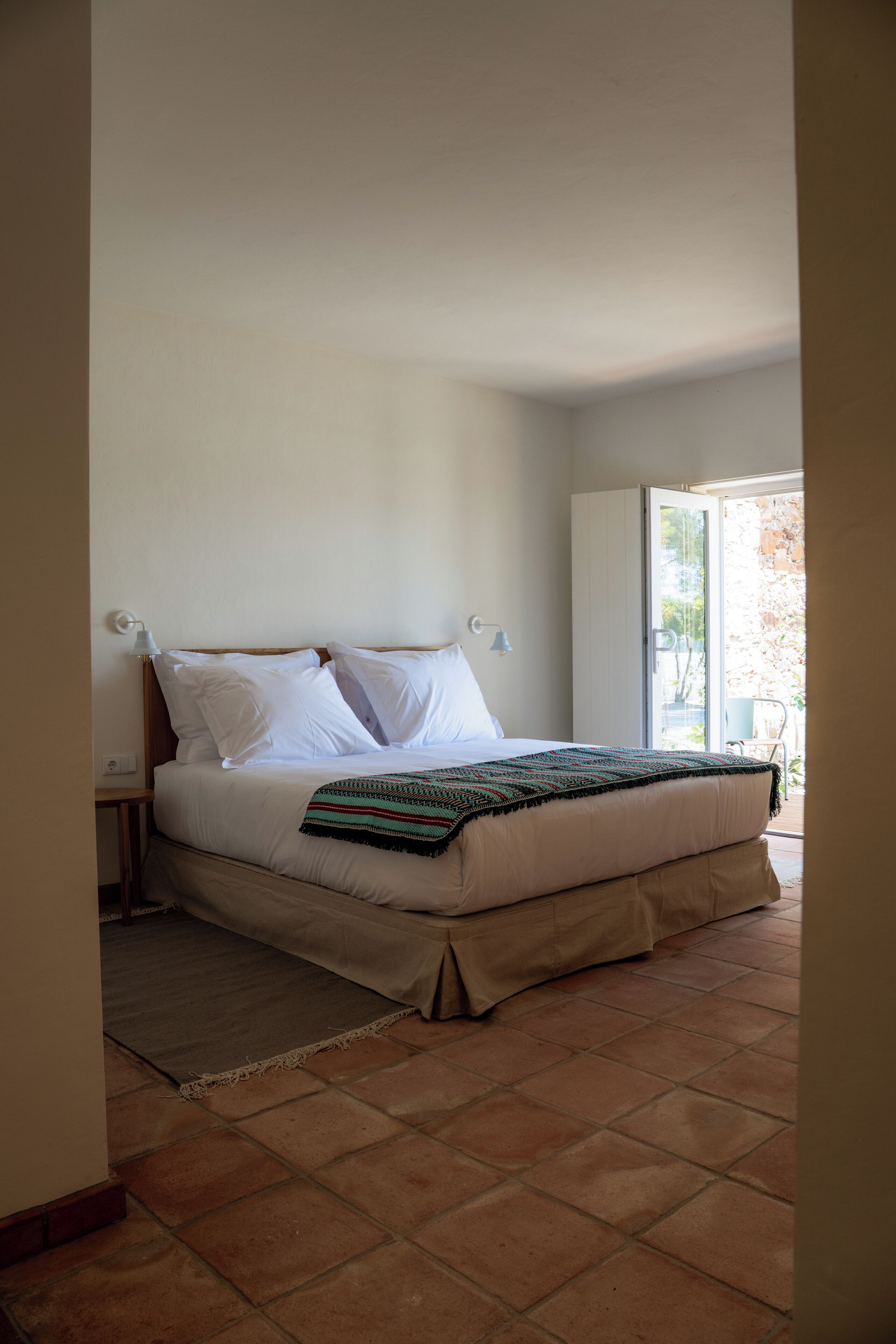 Casa com 3 suites e terraço | Schreibtisch, laptopgeeigneter Arbeitsplatz, Verdunkelungsvorhänge