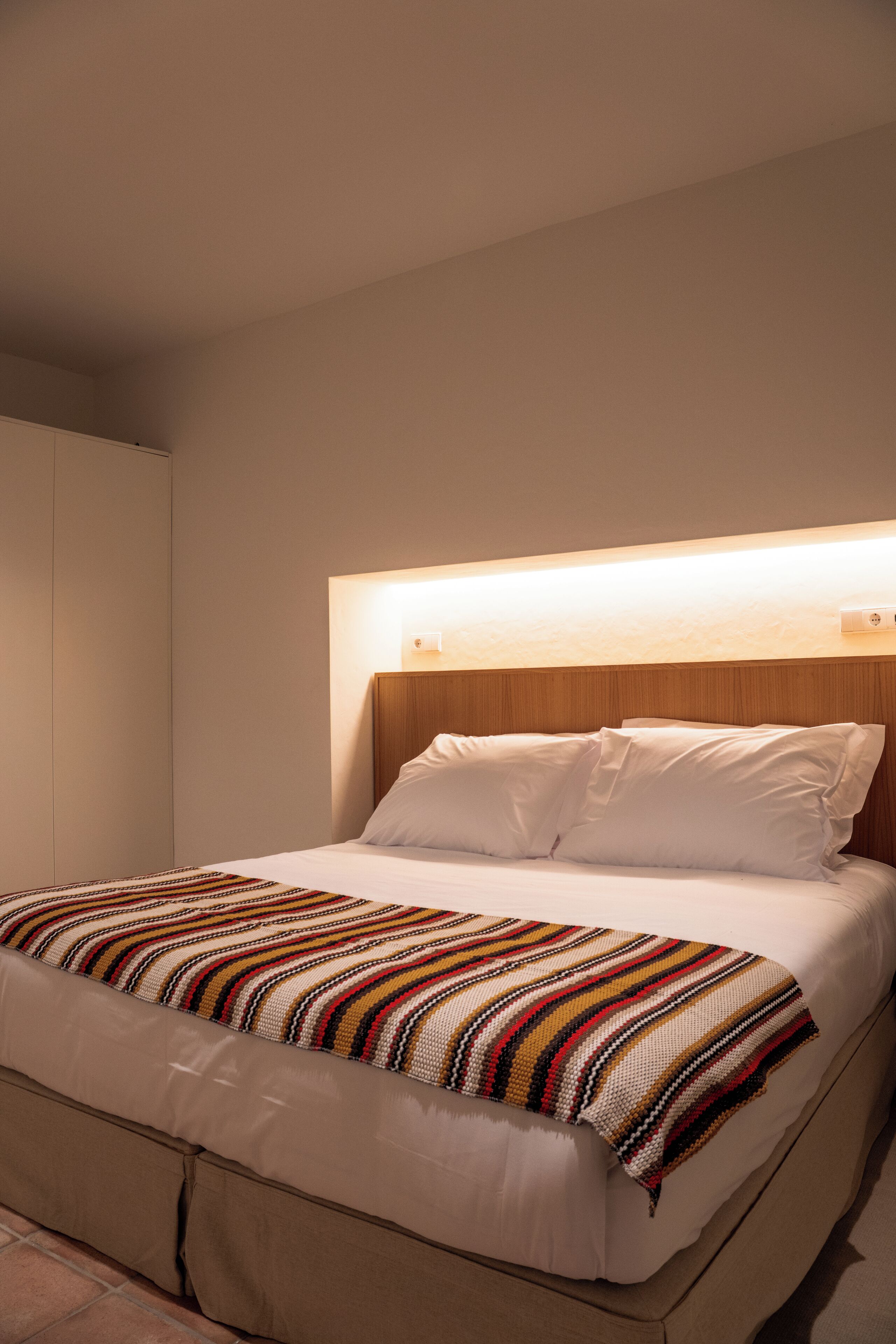 Casa com 2 quartos | Desk, laptop workspace, blackout drapes, soundproofing