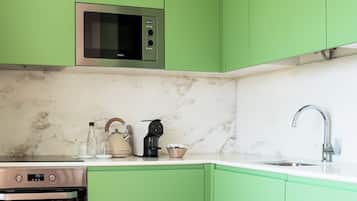 Casa com 1 quarto com vista piscina | Eigene Küche | Kühlschrank, Mikrowelle, Ofen, Herdplatte
