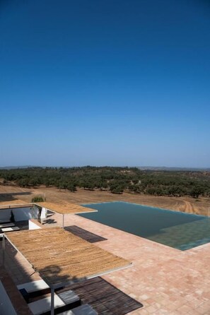Piscina a l'aire lliure 