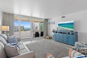 Leilighet, flere senger (Shoreline Towers 3033) | Oppholdsområde