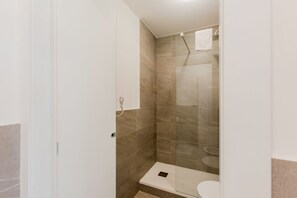 Regadera y bidet 