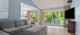 Quiet Riverside Retreat 3bd/2ba