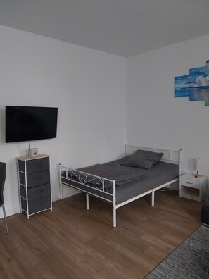 1 غرفة نوم وواي فاي مجانًا وملاءات أسرّة