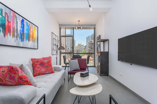 Convivium 9 Sketch 1-Br at Convivium IX