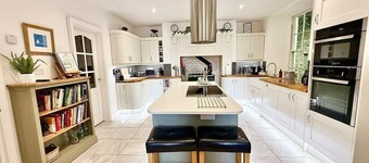 A Grand Georgian Grade II Listed Mansion with view