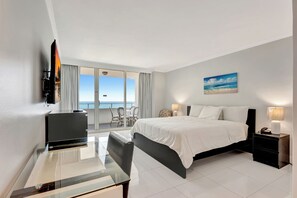 1 makuuhuone, silitysrauta/-lauta, internet, vuodevaatteet