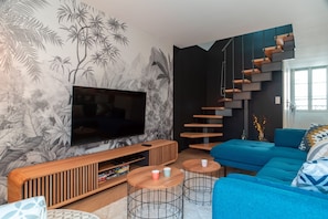 Fernseher, DVD-Player