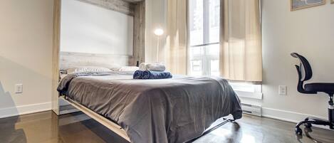 1 soverom, strykejern/-brett, internettilgang og sengetøy