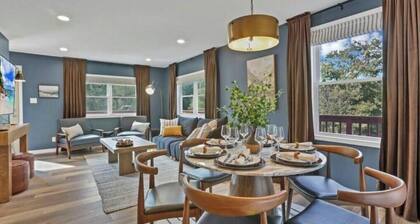 Hocking Hills Family Retreat - Hot Tub Arcade Game Room Playset & Theater