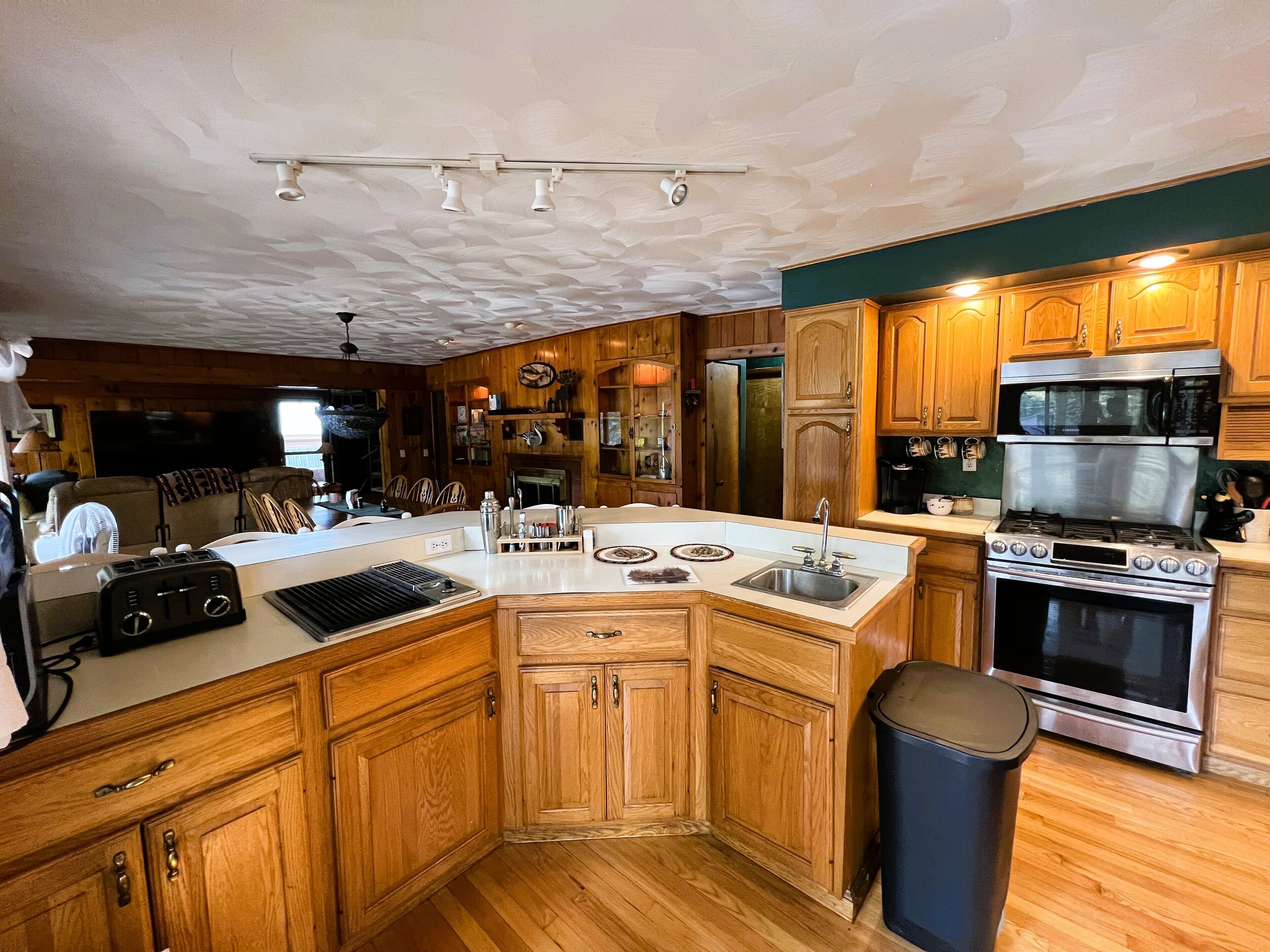 ميكروويف، فرن، موقد طهي مسطح، غسالة أطباق