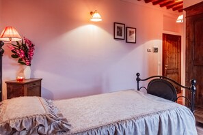1 bedroom, WiFi, bed sheets - Fragolina di Bosco – Room with a View of the Val di Farma (Piloni)