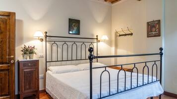 1 sovrum, wi-fi och sÀngklÀder