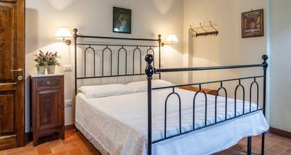Room 'Del Chiodo - Giacinto' with Shared Terrace, Garden, and Wi-Fi