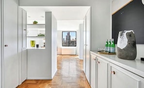 Room amenity - Chicago luxury home suites (Chicago)