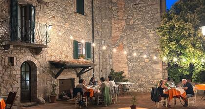 Narciso Dei Poeti – Deluxe Double Room with Valley-View Balcony and Wood Fireplace
