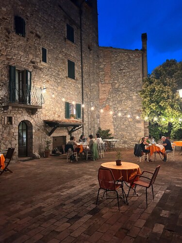 Uva Spina – Intimate Double Room with Val di Farma View
