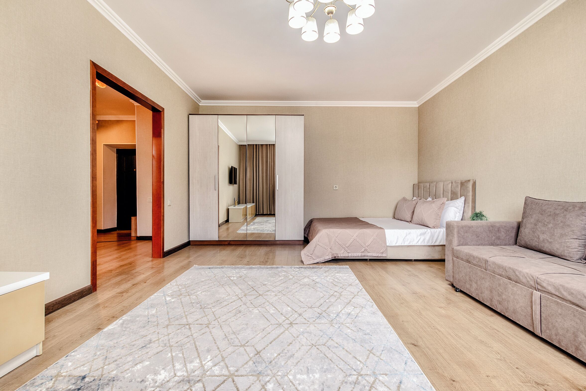 1 soverom, strykejern/-brett, wi-fi (inkludert) og sengetøy