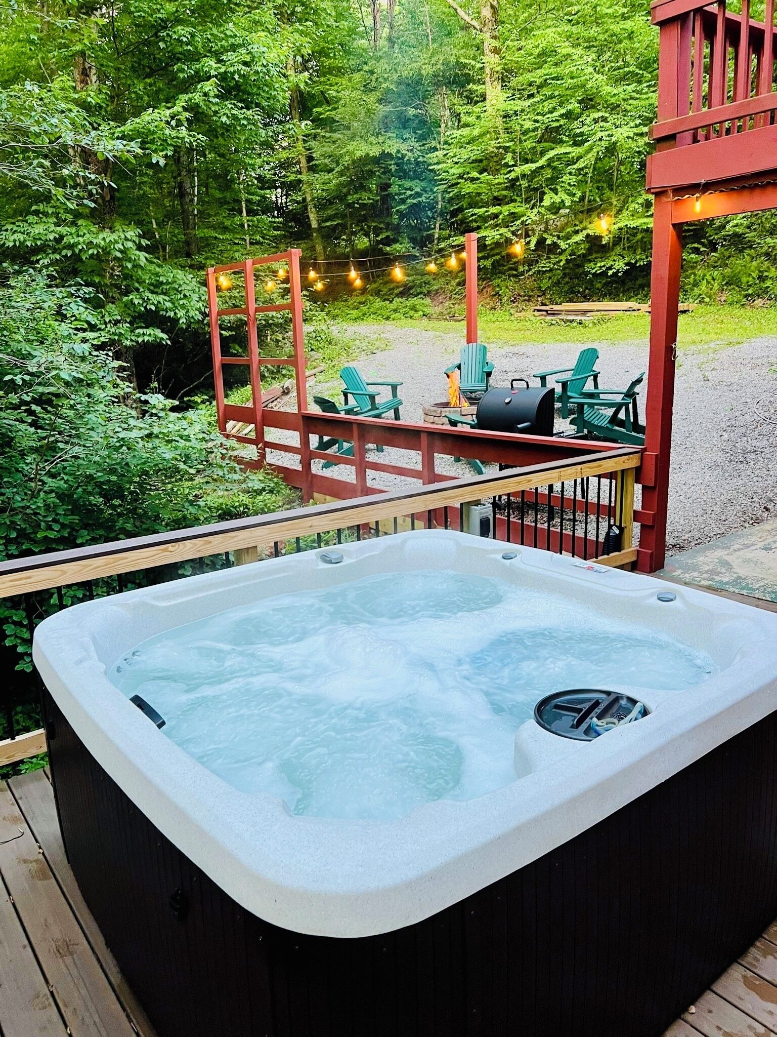 Outdoor spa tub
