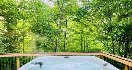 Soothing 4-bedroom cabin with Hot tub in Minehaha Springs