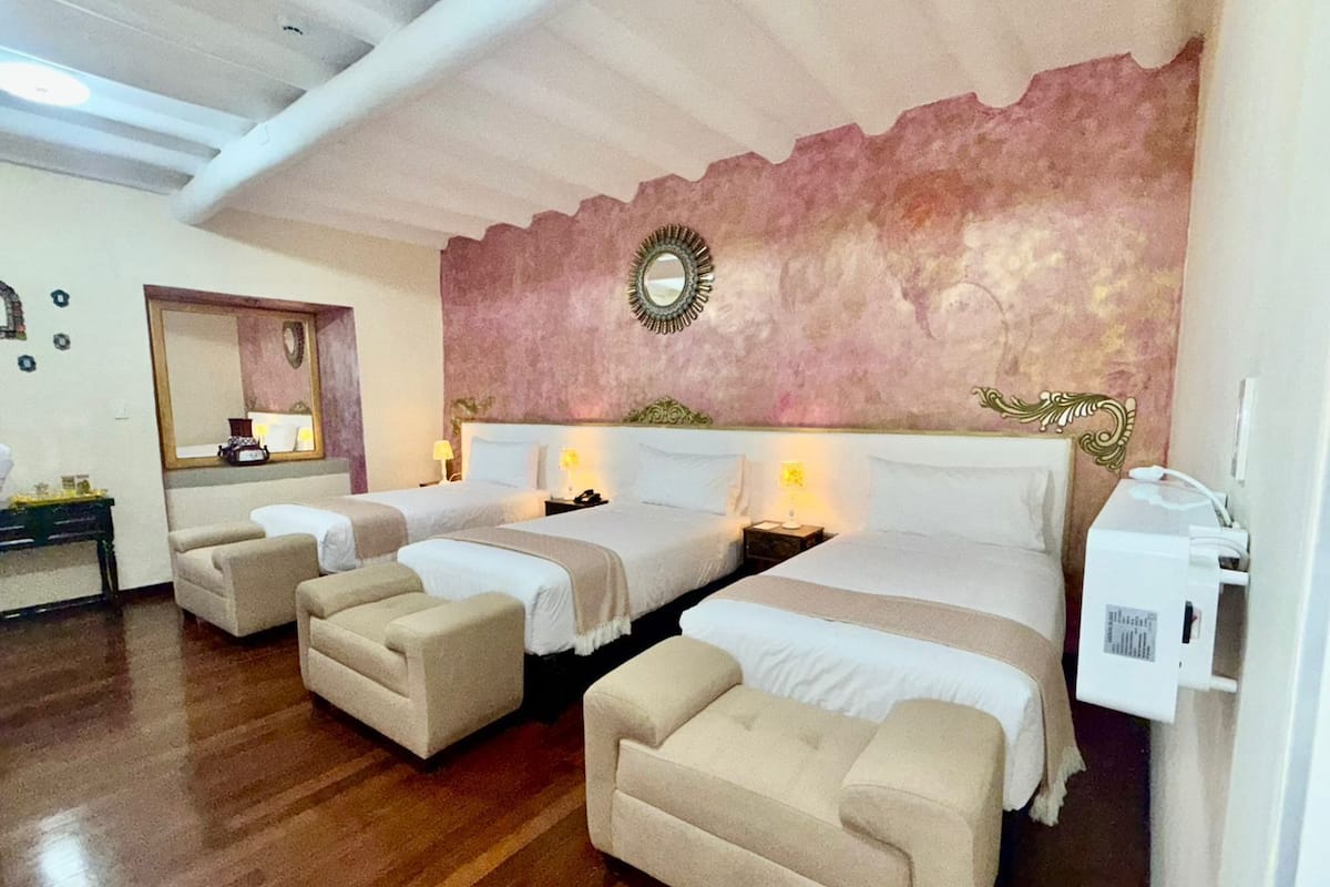 Coffres-forts dans les chambres, rideaux occultants, Wi-Fi gratuit