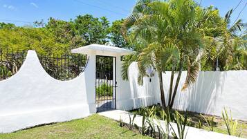 Enceinte de lâhĂ©bergement