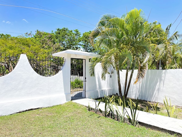 Enceinte de lâhĂ©bergement