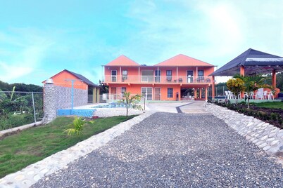Spacious 5-bedroom villa in charming Santo Domingo with AC and Pool