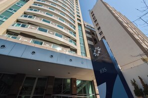 Exterior detail - Flat 20 min from Allianz with Pool and Free Garage (São Paulo)