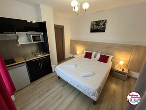 Chambre Double Classique, patio, vue ville