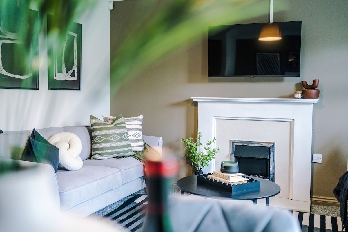 Tavistock Way | Short Lets Accommodation Leeds - Leeds