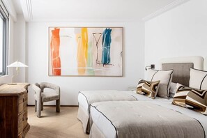 2 bedrooms, in-room safe, iron/ironing board, free WiFi - Príncipe Signature Residence (Madrid)