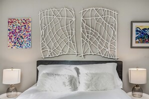 3 bedrooms, desk, free WiFi, bed sheets
