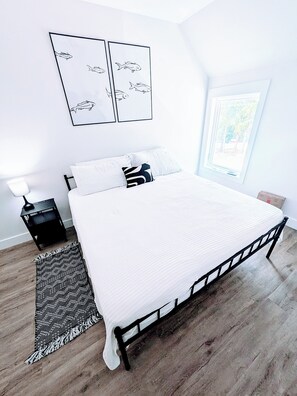 3 sovrum, strykjärn/strykbräda, gratis wi-fi och sängkläder