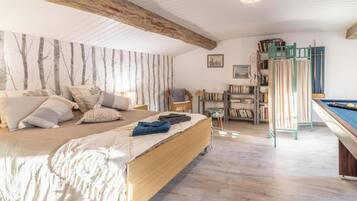 3 chambres, bureau, fer et planche Ă repasser, Wi-Fi gratuit