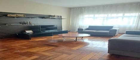 リビング エリア