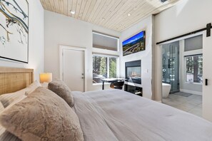 4 bedrooms, free WiFi, bed sheets