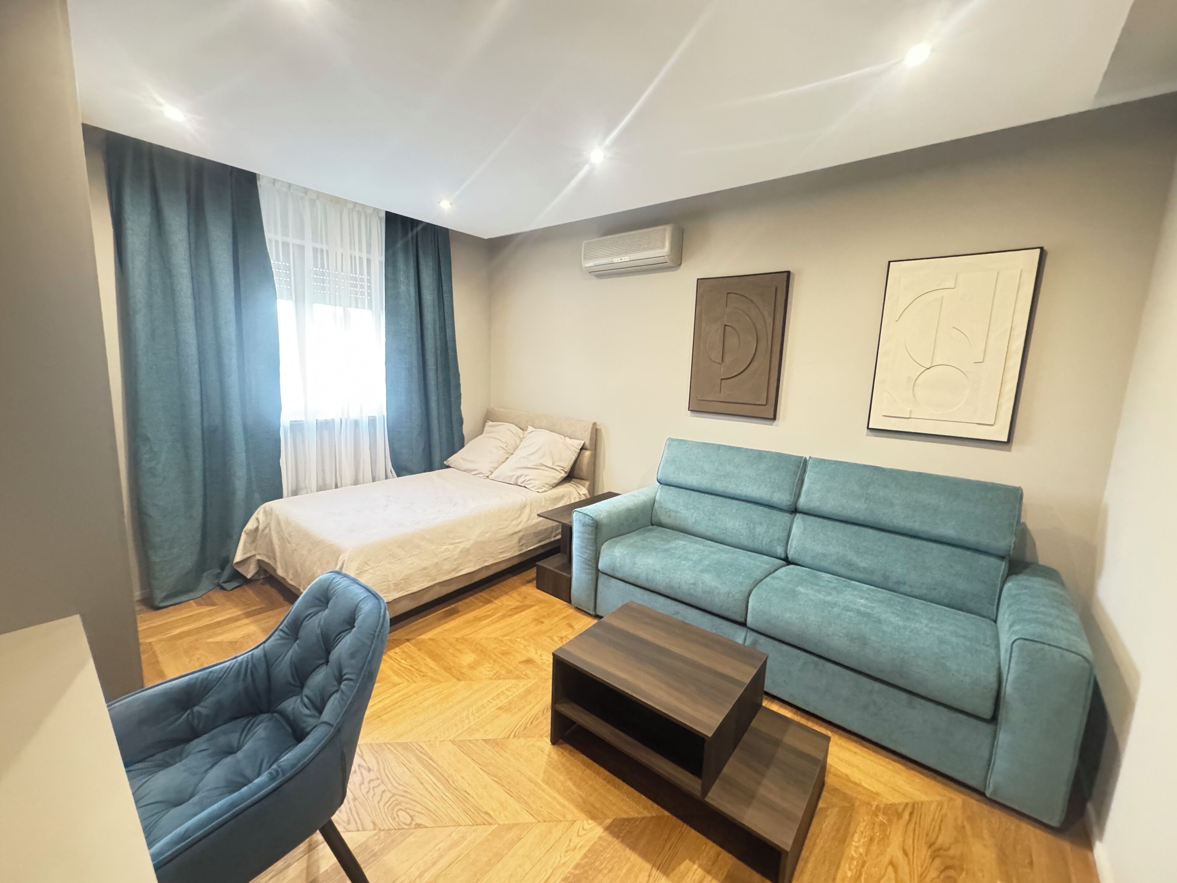 Deluxe Apartment, 2 Bedrooms, Balcony, River View | Iron/ironing board, free WiFi