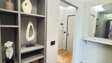 Deluxe Apartment, 2 Bedrooms, City View | Iron/ironing board, free WiFi