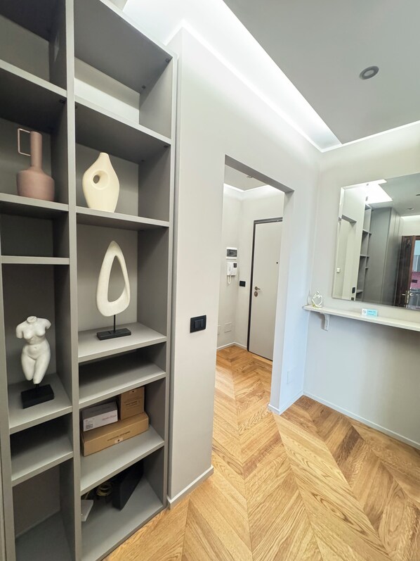 Apartamento Deluxe, 2 habitaciones, vistas a la ciudad | Tabla de planchar con plancha y wifi gratis