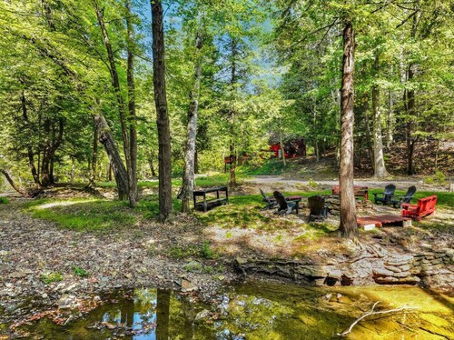 The Ford: Madison Wine Country Retreat  17 Acres + Waterfall + Riverfront